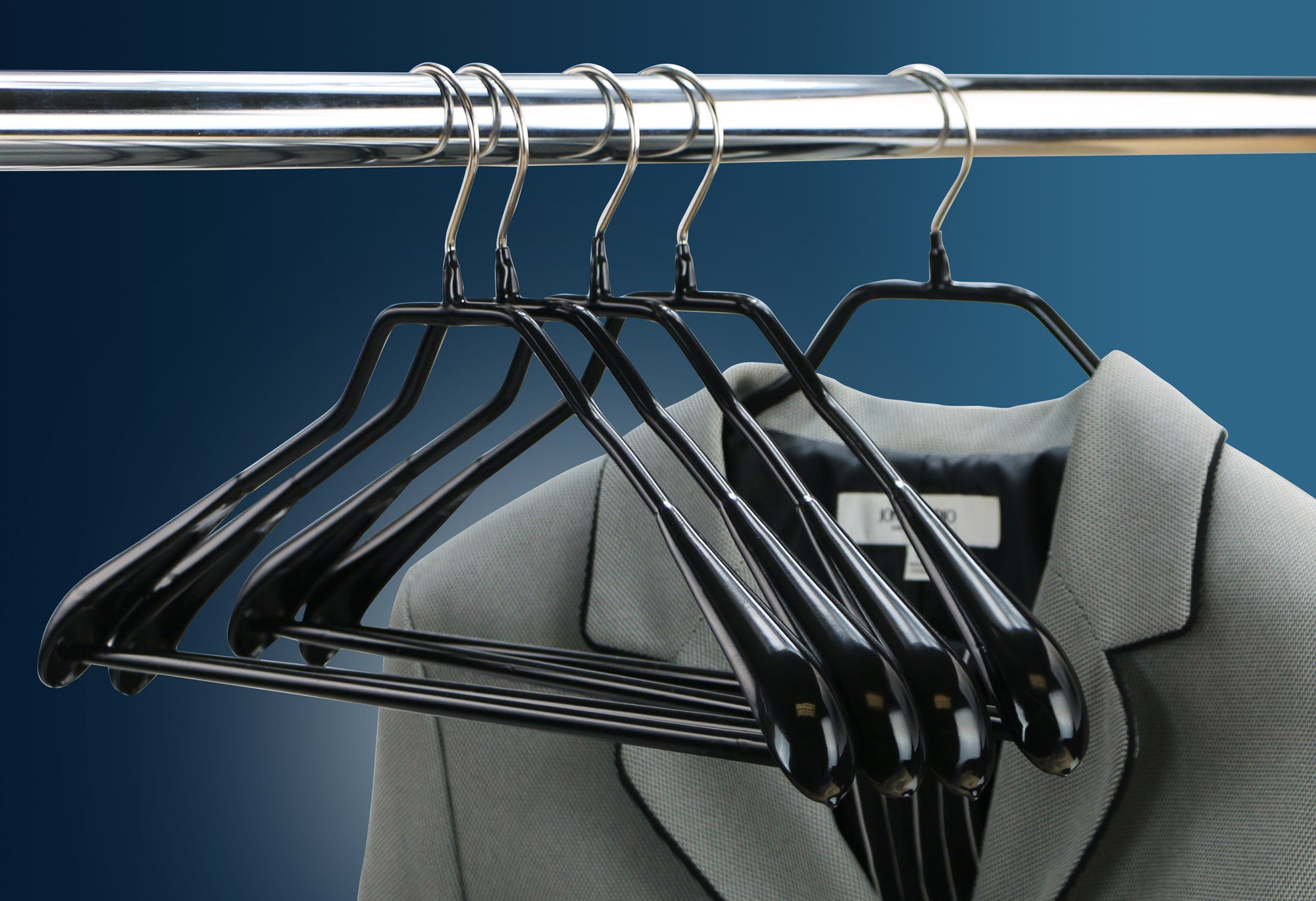 Metropolis Series, Bodyform Wide Shoulder Coat Hanger with Pant Bar, P –